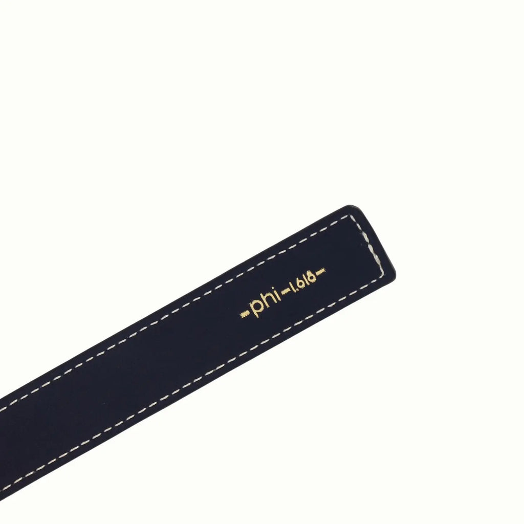 Ceinture Phi fine monochrome bleu marine ancien logo de Phi1618, accessoire de mode haut de gamme 