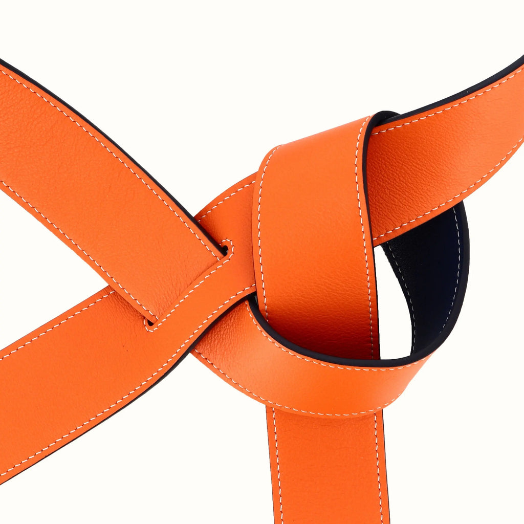 Ceinture Phi large réversible orange/bleu marine de Phi1618, accessoire de mode haut de gamme, côté orange